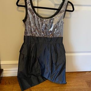 BCBG Generation silver sequin navy poly cocktail dress Sz 4